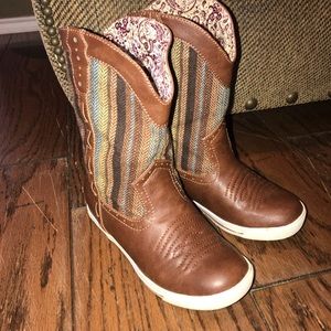 Justin 👢Boot Shoes size 6 hidden wedge heal GUC!